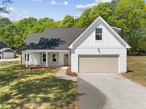 171 Duke Dr NE, Calhoun, GA 30701