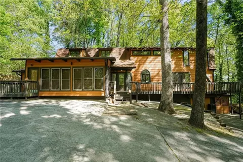 2530 Rockbridge Rd NW, Conyers, GA 30012