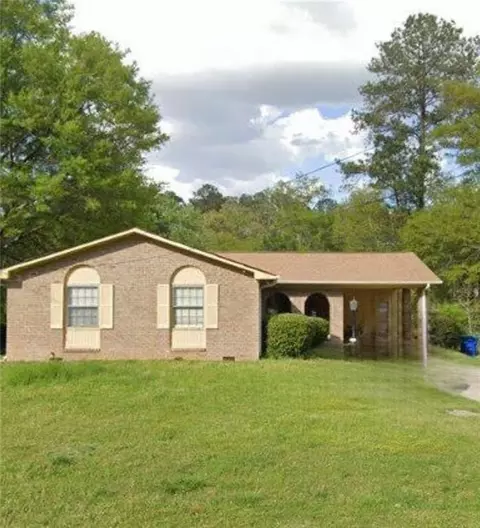 3410 Leisure Ln, Atlanta, GA 30349