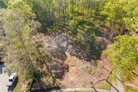 295 Helens Manor Dr, Lawrenceville, GA 30045