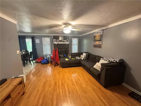 Living - 159 Longview Rd, Stockbridge, GA 30281 photo 2 of 3