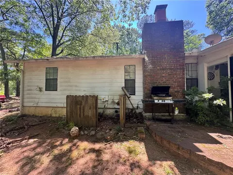 Exterior - 159 Longview Rd, Stockbridge, GA 30281 photo 3 of 4