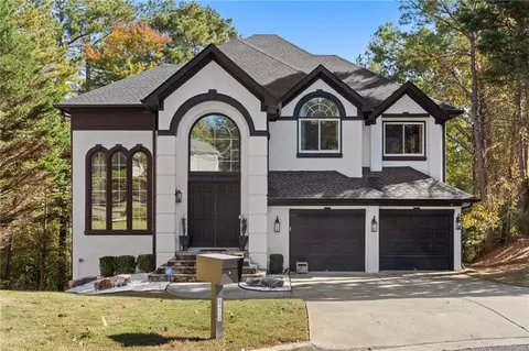 820 Glen Royal Dr, Roswell, GA 30076