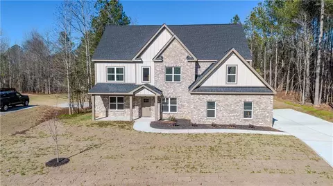 1205 Kristen Ln, Loganville, GA 30052