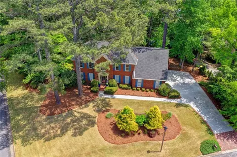 3879 Rainforest Cir, Peachtree Corners, GA 30092