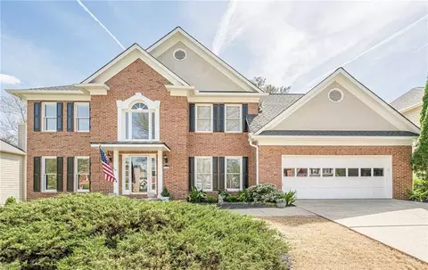 4454 Woodford Pass NE, Roswell, GA 30075