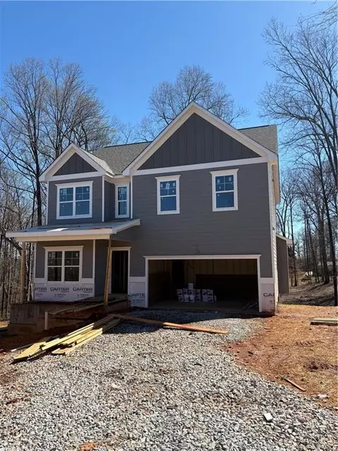 130 Mountain Creek Ln, Maysville, GA 30558