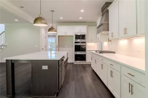 Kitchen - 69 Amelia Ct, Covington, GA 30014 photo 6 of 6