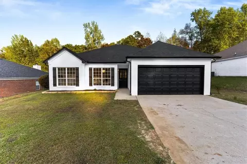 10322 Deep Creek Cv, Union City, GA 30291