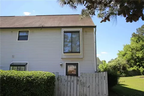 260 Country Club Dr, Jonesboro, GA 30238