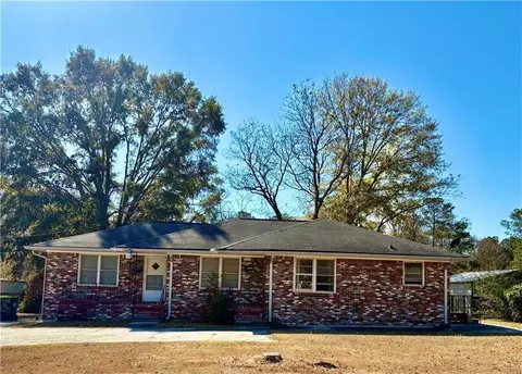 707 Old Powder Springs Rd SW, Mableton, GA 30126