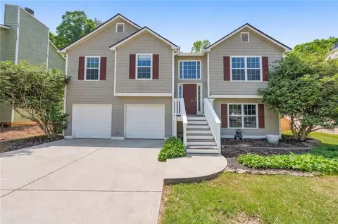 2612 Lake Park Bnd, Acworth, GA 30101