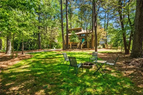 6903 Heritage Pl, Acworth, GA 30102