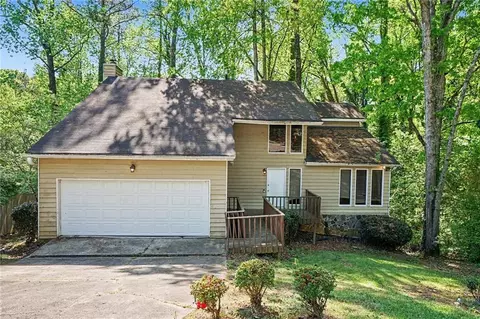 5148 Rocky, Stone Mountain, GA 30088
