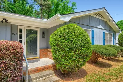 3842 Bretton Woods Rd, Decatur, GA 30032