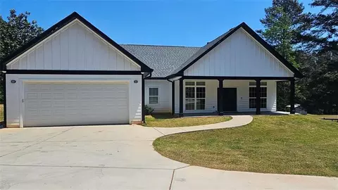 413 Parks Mill Rd, Auburn, GA 30011