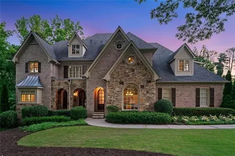 4304 Berkford Cir NE, Atlanta, GA 30319