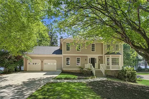 1263 Summit Chase Dr, Snellville, GA 30078