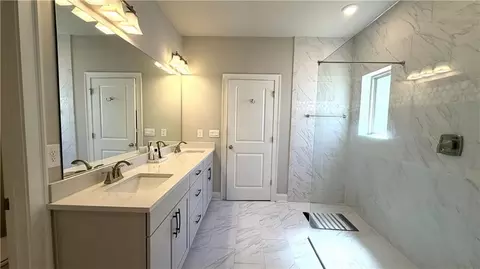 Bath - 367 Mcdaniel Pl, Canton, GA 30115 photo 1 of 8
