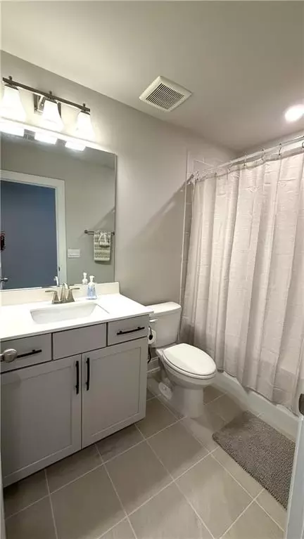 Bath - 367 Mcdaniel Pl, Canton, GA 30115 photo 6 of 8