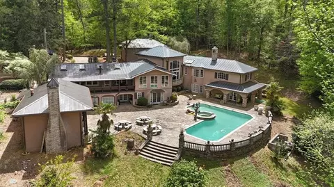 1526 Chubb Rd SW, Cave Spring, GA 30124
