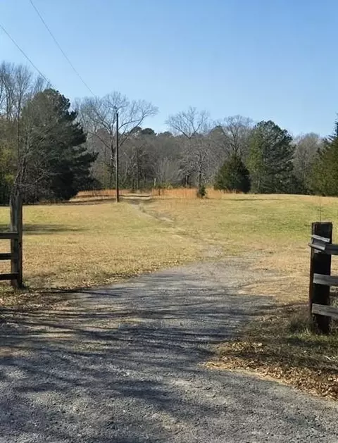 37 Davis Loop, Kingston, GA 30145