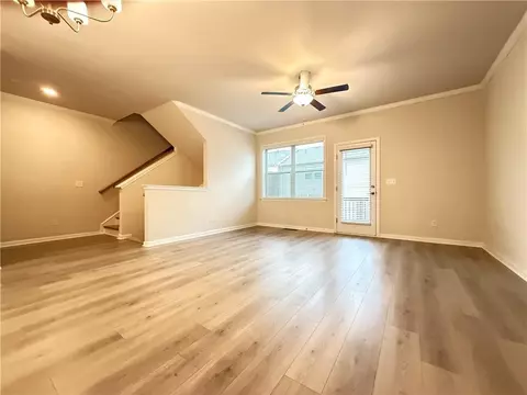Living - 3756 Davis Cir, Duluth, GA 30096 photo 4 of 5