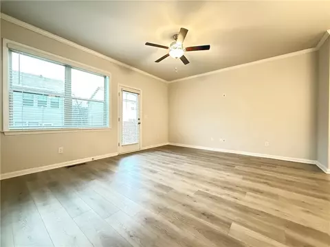Living - 3756 Davis Cir, Duluth, GA 30096 photo 5 of 5