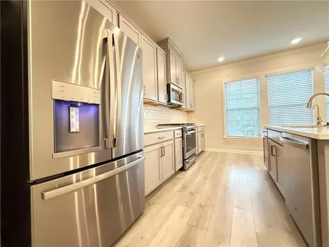 Kitchen - 3756 Davis Cir, Duluth, GA 30096 photo 3 of 3