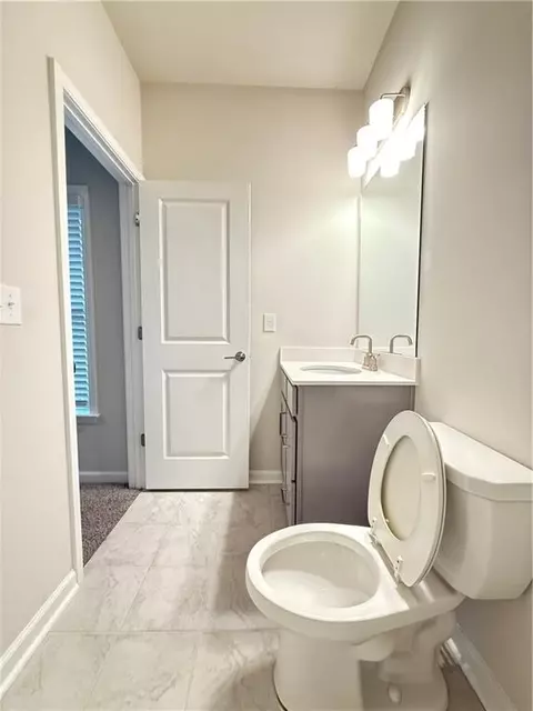 Bath - 3756 Davis Cir, Duluth, GA 30096 photo 6 of 7