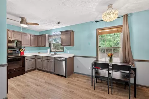 Kitchen - 270 Griffith St, Winder, GA 30680 photo 2 of 3