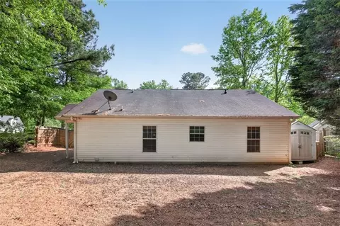 Exterior - 270 Griffith St, Winder, GA 30680 photo 3 of 6
