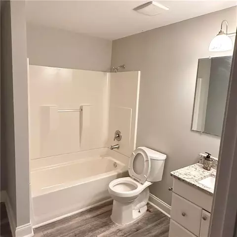 6476 Bellevue Dr, Conyers, GA 30094