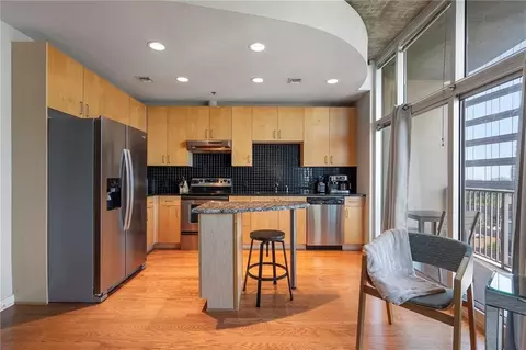923 Peachtree St NE #1827, Atlanta, GA 30309