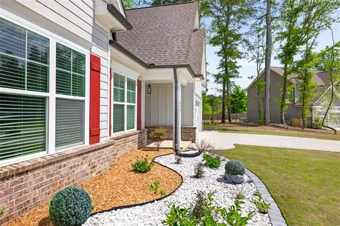 Exterior - 593 Dunagan Ct, Winder, GA 30680 photo 5 of 13