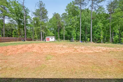 Exterior - 593 Dunagan Ct, Winder, GA 30680 photo 7 of 13