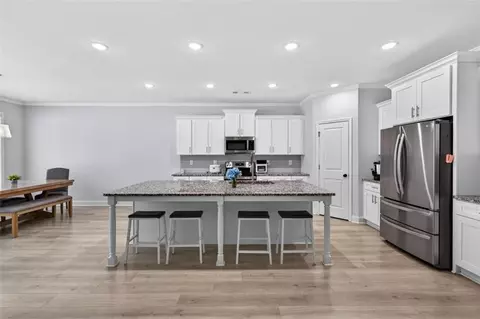 Kitchen - 593 Dunagan Ct, Winder, GA 30680 photo 1 of 4