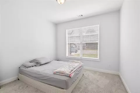 Bedroom - 593 Dunagan Ct, Winder, GA 30680 photo 4 of 7
