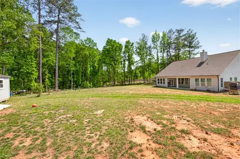 Exterior - 593 Dunagan Ct, Winder, GA 30680 photo 9 of 13