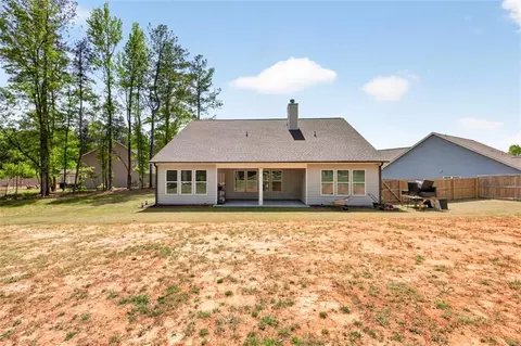 Exterior - 593 Dunagan Ct, Winder, GA 30680 photo 11 of 13