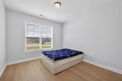 Bedroom - 593 Dunagan Ct, Winder, GA 30680 photo 6 of 7
