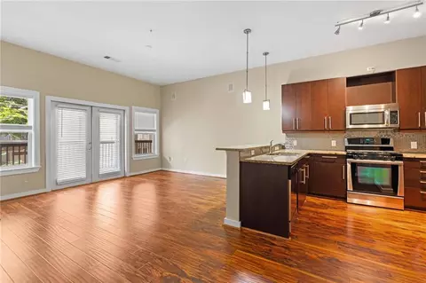 870 Inman Village Pkwy NE #204, Atlanta, GA 30307
