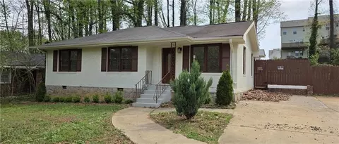 628 Farrar Ct, Decatur, GA 30032
