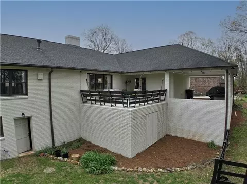Exterior - 112 Maple Dr, Cartersville, GA 30120 photo 8 of 11