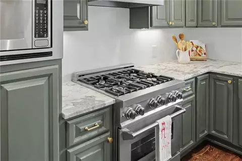 Kitchen - 112 Maple Dr, Cartersville, GA 30120 photo 9 of 9