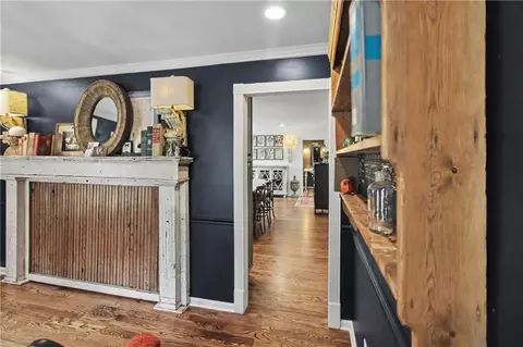 Entry Way - 112 Maple Dr, Cartersville, GA 30120 photo 5 of 10