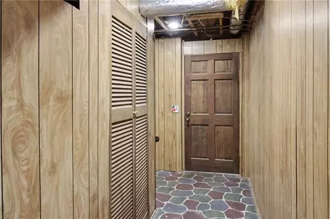 Entry Way - 112 Maple Dr, Cartersville, GA 30120 photo 10 of 10