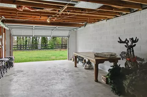 Exterior - 112 Maple Dr, Cartersville, GA 30120 photo 11 of 11