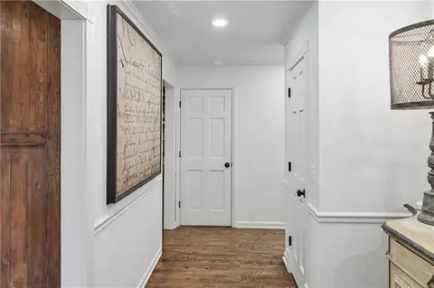 Entry Way - 112 Maple Dr, Cartersville, GA 30120 photo 1 of 10