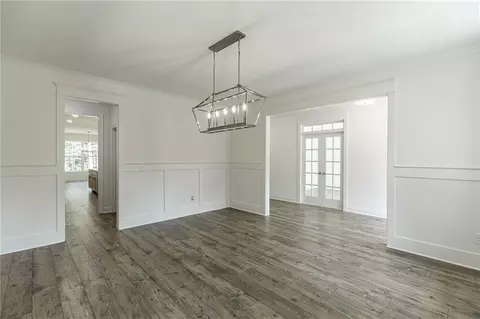Dining - 1210 Austin Rd, Winder, GA 30680 photo 1 of 2
